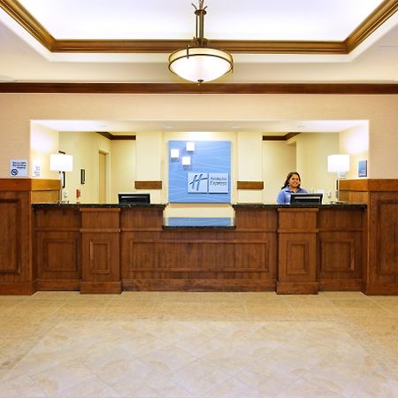 Holiday Inn Express Fresno Northwest - Herndon By Ihg Bagian luar foto