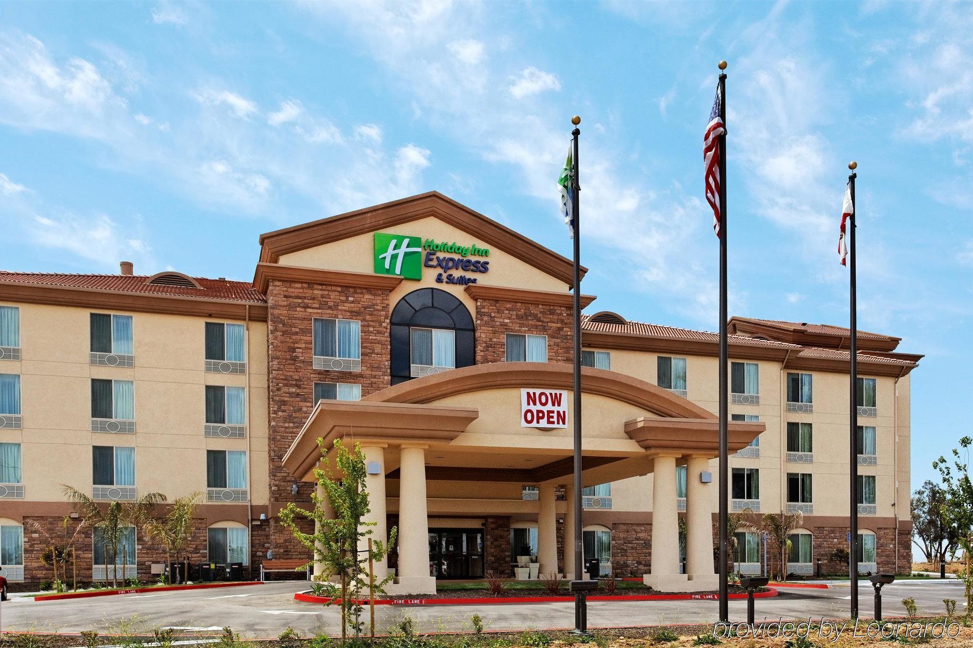 Holiday Inn Express Fresno Northwest - Herndon By Ihg Bagian luar foto